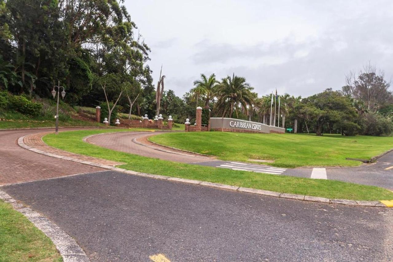 Caribbean Estates Lakeview Villa Port Edward Bagian luar foto