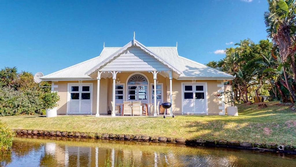 Caribbean Estates Lakeview Villa Port Edward Bagian luar foto
