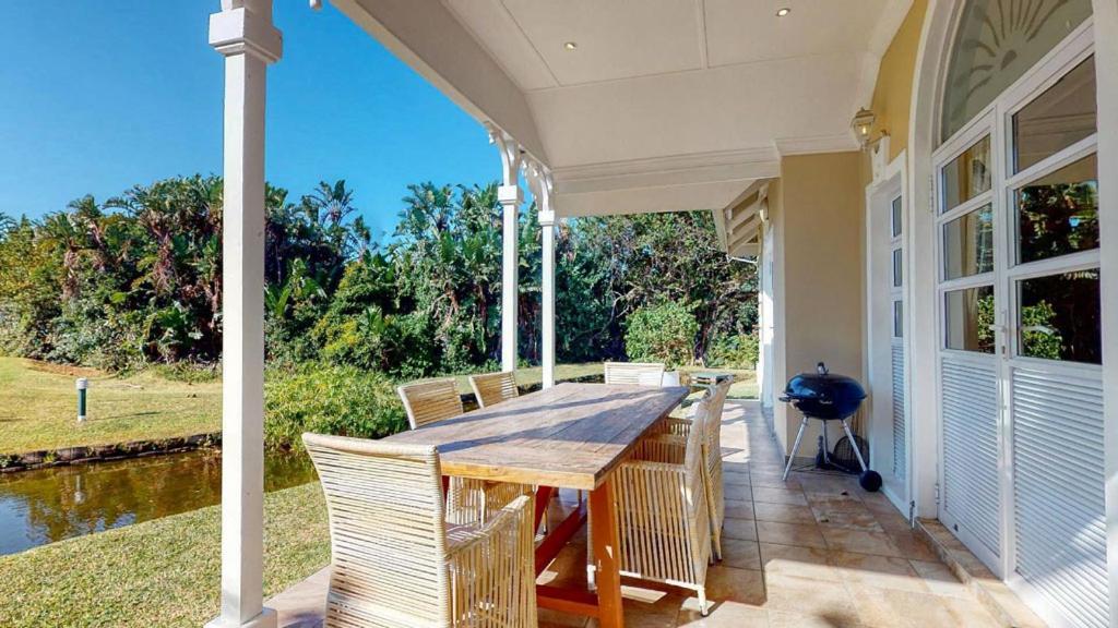 Caribbean Estates Lakeview Villa Port Edward Bagian luar foto