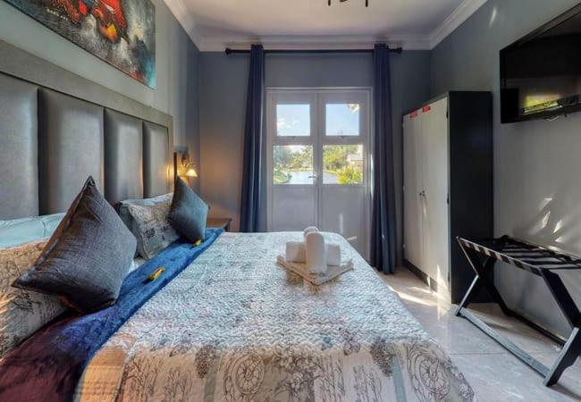 Caribbean Estates Lakeview Villa Port Edward Bagian luar foto