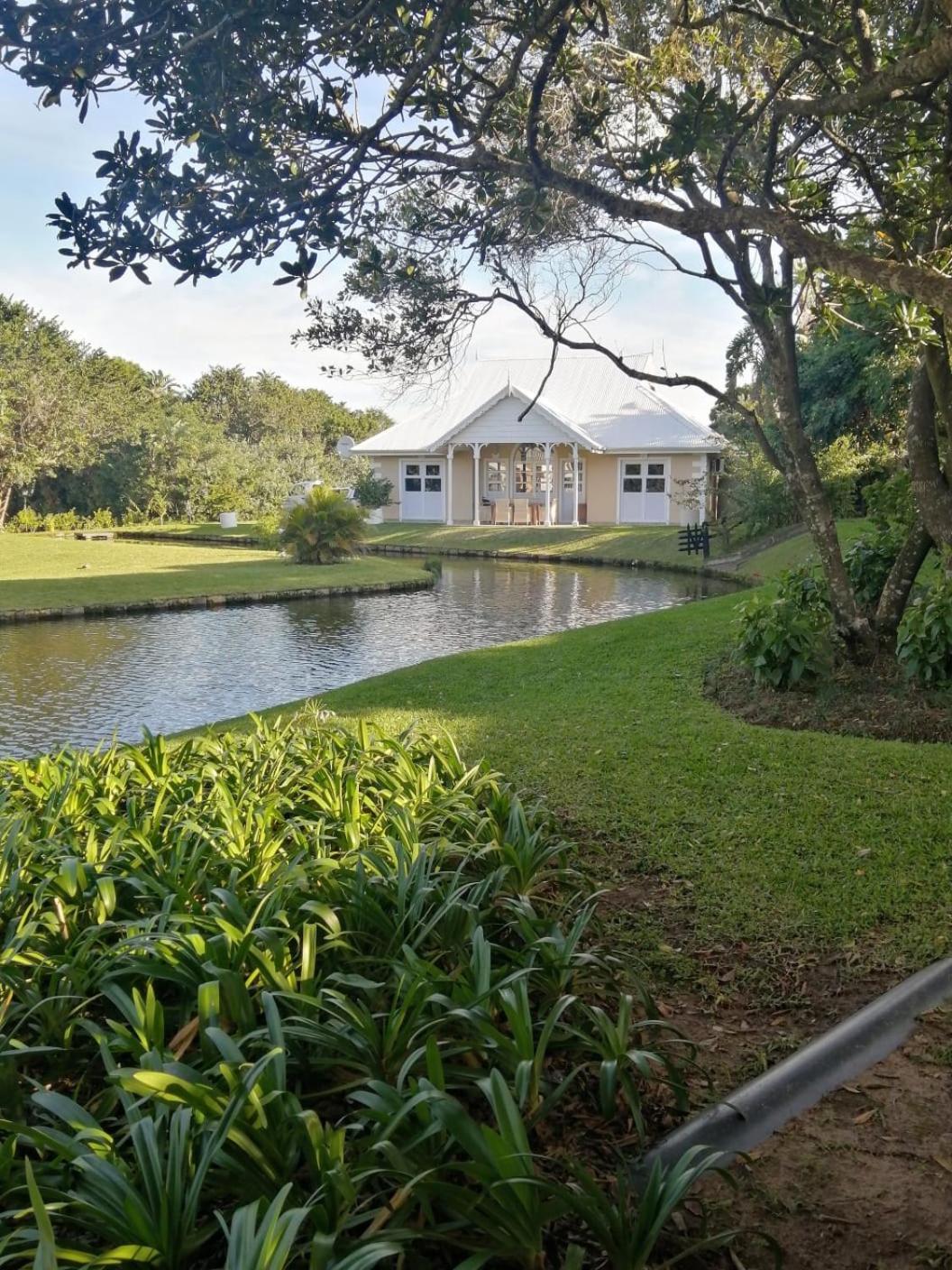 Caribbean Estates Lakeview Villa Port Edward Bagian luar foto